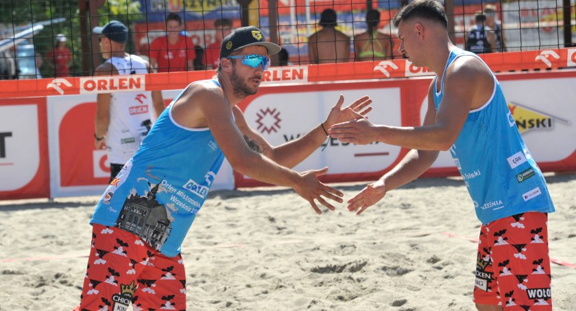 Piotr Ilewicz (z lewej) i Tomasz Wołoszuk przygodę z tegorocznymi mistrzostwami Polski zakończyli po czwartym meczu. Zajęli 9-12. miejsce (fot. PZPS)