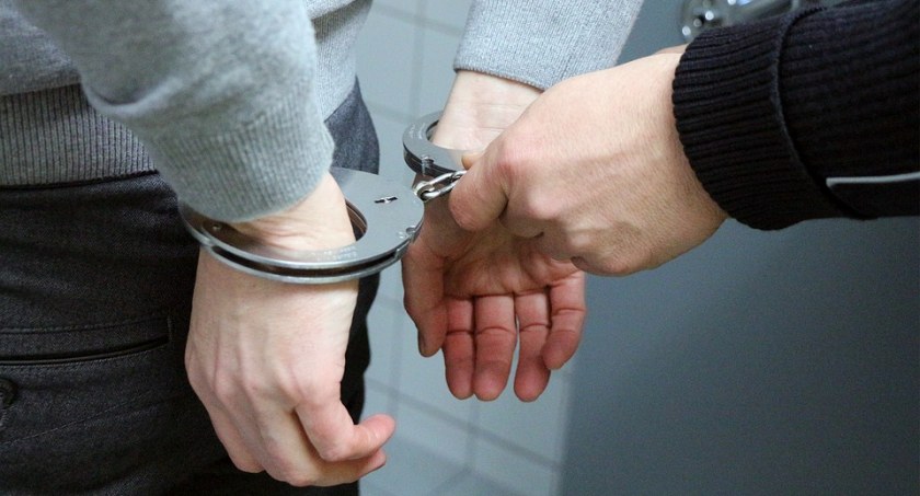 Zdjęcie ilustracyjne/Mieszkaniec, który obnażał się przed kobietami został zatrzymany na ulicach Świecia