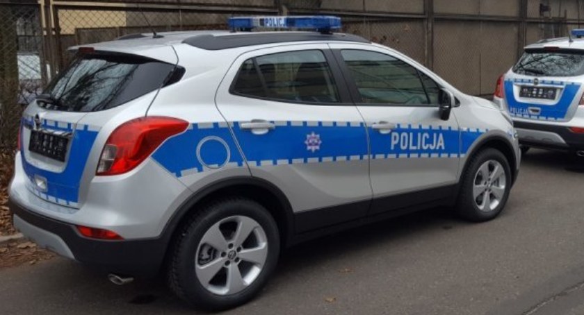 54-letni mężczyzna wsiadł za kierownicę swojego opla corsa po spożyciu alkoholu/zdjęcie: archiwum policji