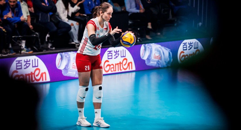 Katarzyna Wenerska ważną zmianę na rozegraniu dała w secie nr 3 (fot. FIVB)