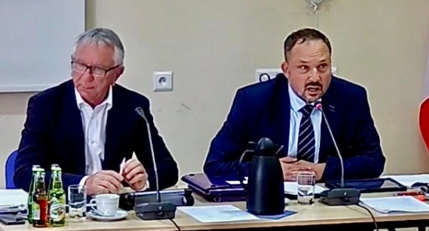 Adam Knapik skomentował sprawę rezygnacji z funkcji przewodniczącego, Zdjęcie archiwalne