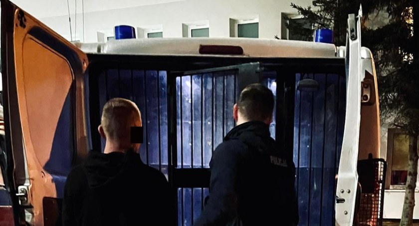 37-latek odpowie za posiadania środków odurzających/zdjęcie KPP w Świeciu