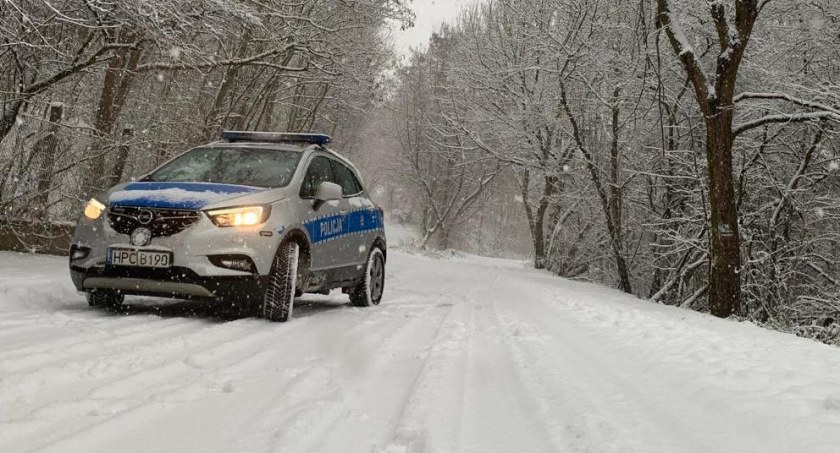 Zdjęcie, zima na drogach / fot: KPP w Świeciu