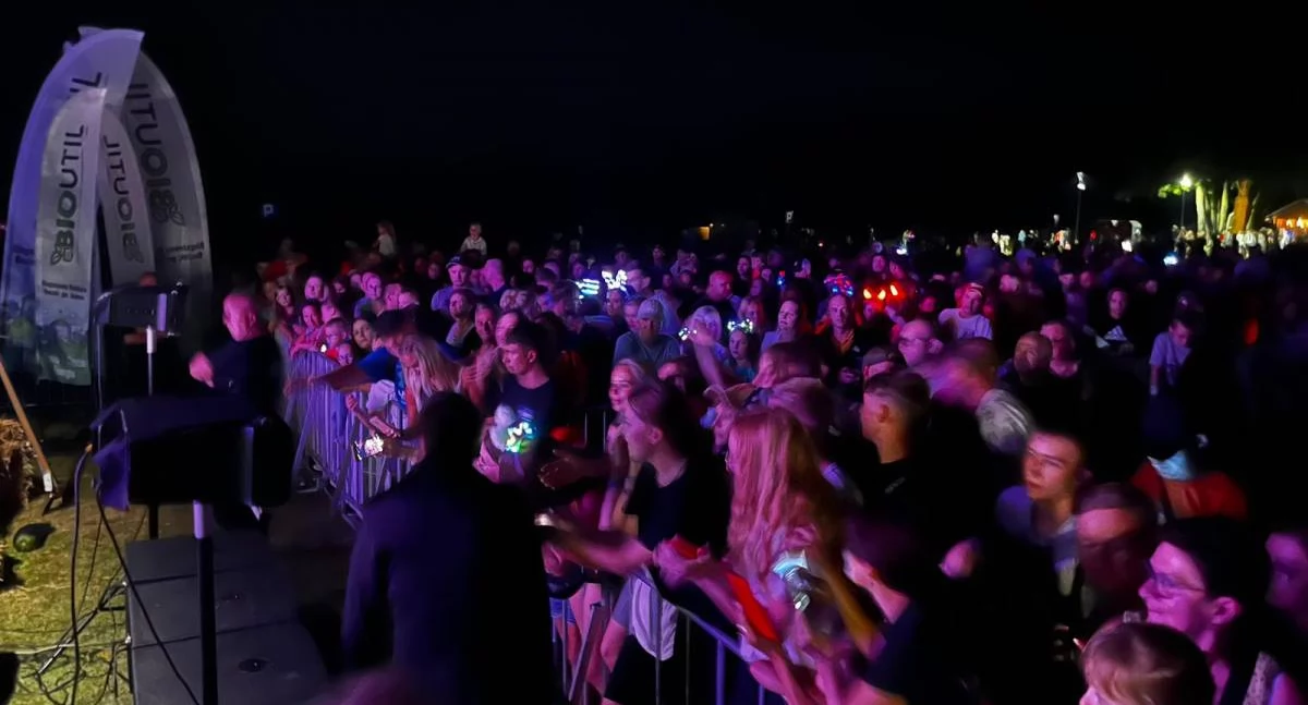 Dożynki, festyny i pikniki, Dożynki Gminne Plaży Borce Gwiazdą wieczoru będzie zespół disco - zdjęcie, fotografia
