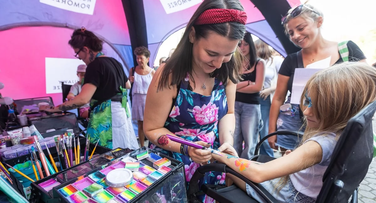 Dożynki, festyny i pikniki, Piknik europejski Grupie Zdjęcia wydarzenia - zdjęcie, fotografia