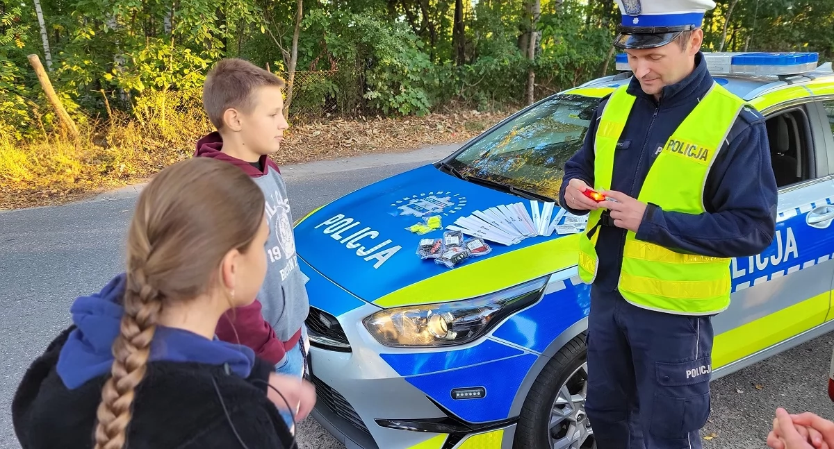 Akcja policji, Teraz będą świecić przykładem Policja rozpoczyna akcję - zdjęcie, fotografia