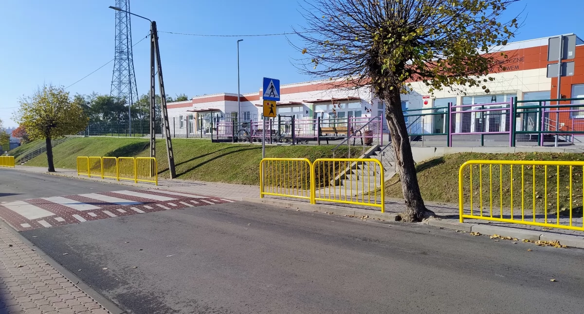 Inwestycje, przedszkolu żłobku bezpieczniej Inwestycja Nowem zakończona - zdjęcie, fotografia