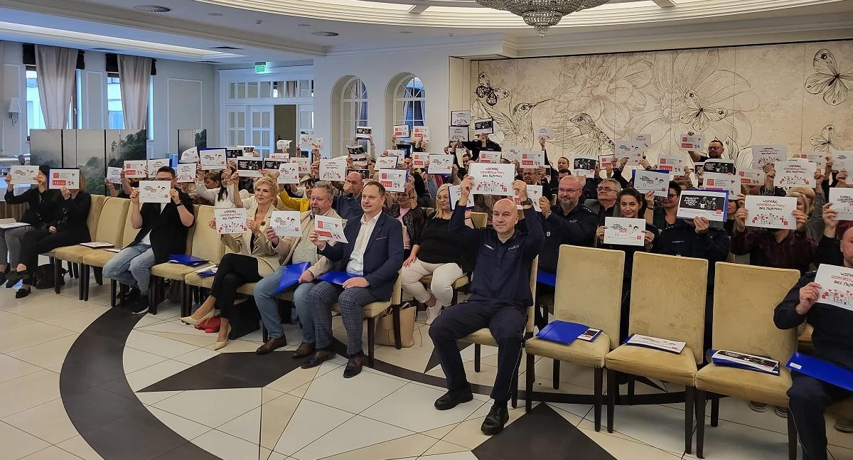 Akcja policji, zaburzeniach emocjonalnych dzieci młodzieży kontekście przemocy uzależnień konferencja szkoleniowa - zdjęcie, fotografia