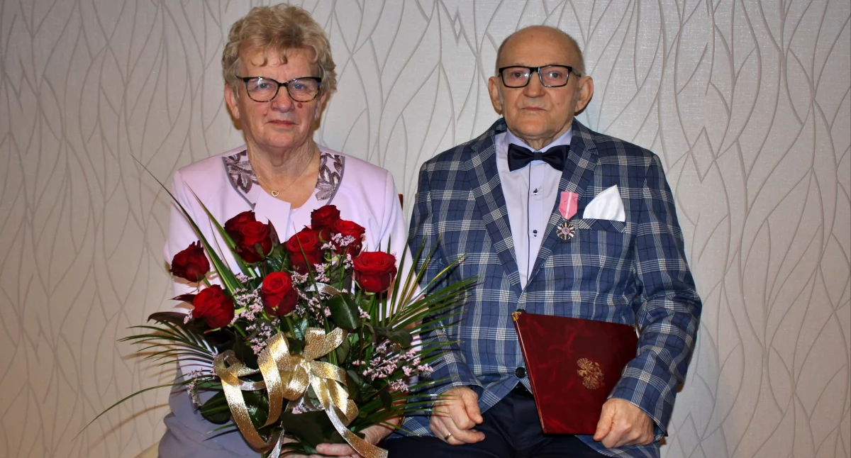 Jubileusz, Razem przez życie Jubileusz lecia małżeństwa gminie Bukowiec - zdjęcie, fotografia