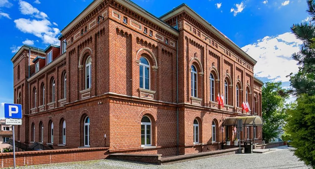 Rynek pracy, praca Urzędzie Miejskim Świeciu Podajemy szczegóły - zdjęcie, fotografia