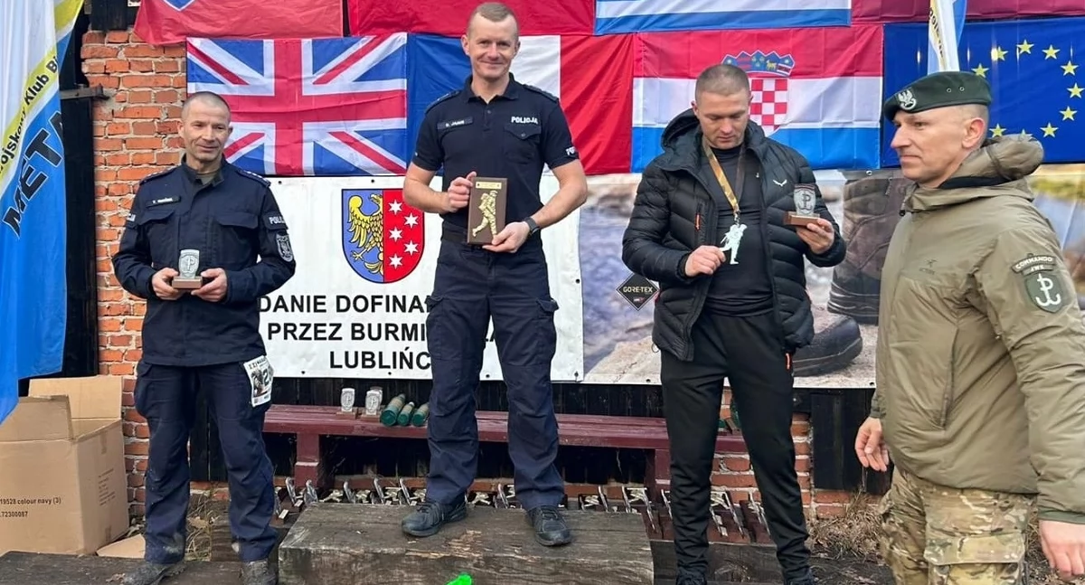 Bieganie, Komandosa Dawid Janus Świecie najlepszy wśród policjantów - zdjęcie, fotografia