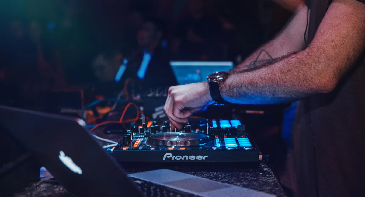 Imprezy, Walentynkowe night party Świeciu Podajemy szczegóły - zdjęcie, fotografia