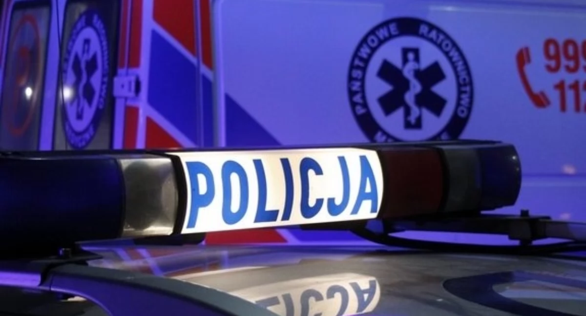 Akcja policji, Trwała walka życie mężczyzny Pomoc przyszła - zdjęcie, fotografia