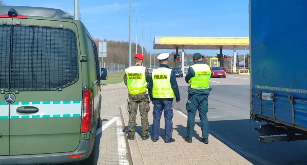 Akcja policji, Służby połączyły siły Wspólnie patrolowali powiat świecki - zdjęcie, fotografia