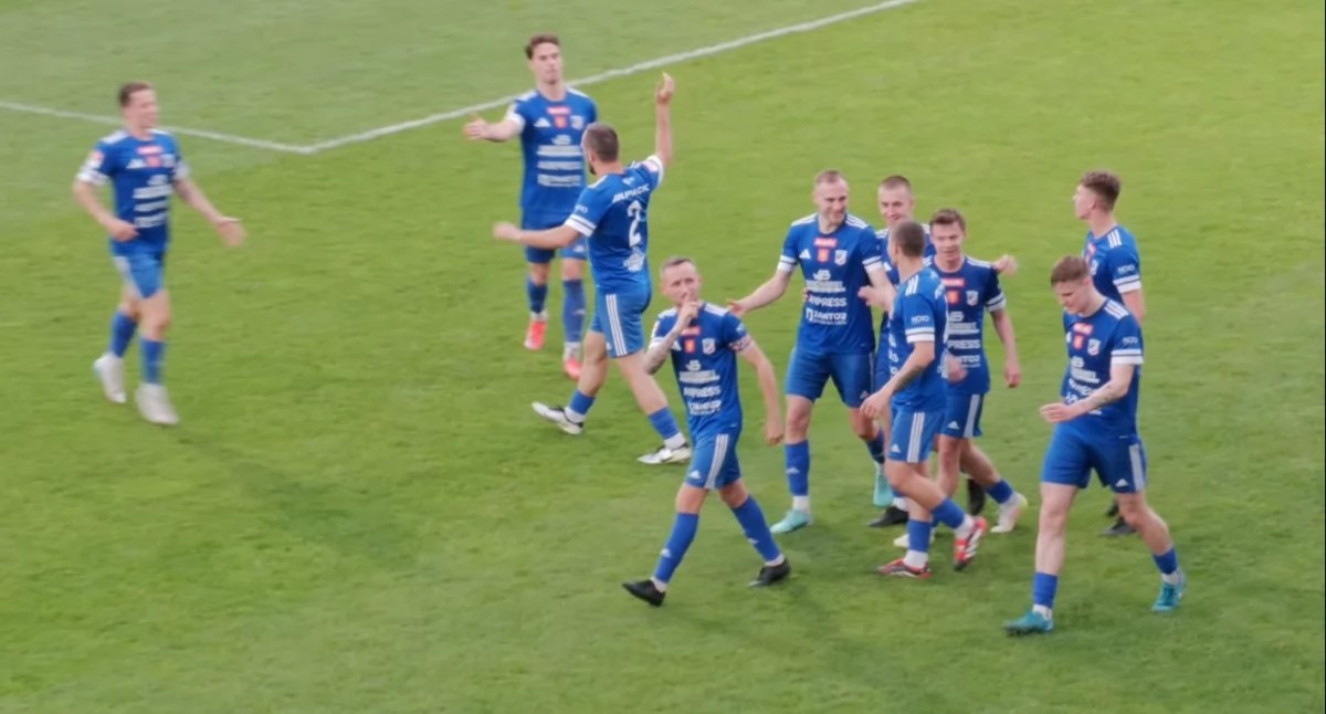 Sroda vs Wda Swiecie Sroda vs Wda Swiecie