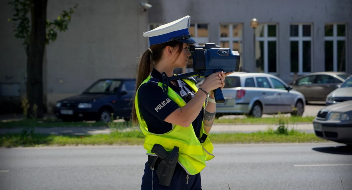 Akcja policji, Przedłużony weekend Boże Ciało Należy spodziewać więcej kontroli policji - zdjęcie, fotografia