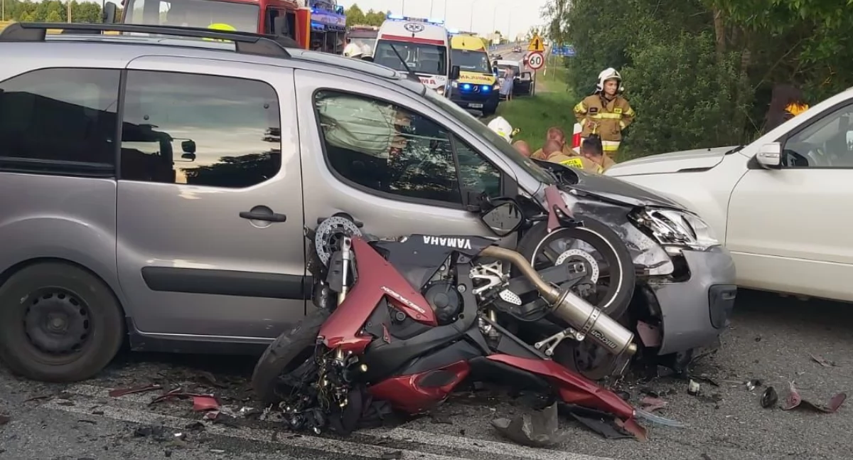 Wypadek drogowy, Wypadki udziałem motocyklistów powiecie świeckim Ranni trafili szpitali - zdjęcie, fotografia