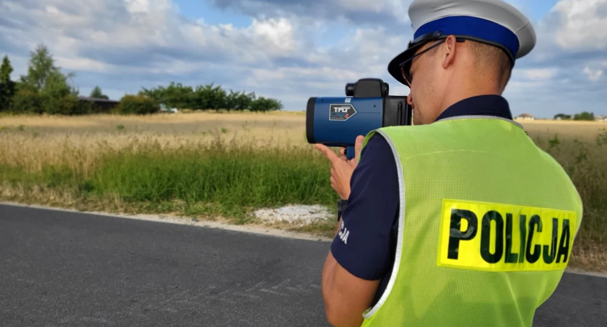 Piraci drogowi, kierowców przekroczyło dozwoloną prędkość Policyjna akcja drogach - zdjęcie, fotografia