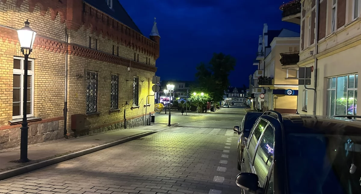Inwestycje, Gmina Świecie jaśniejsza Wymieniono kolejne oprawy - zdjęcie, fotografia
