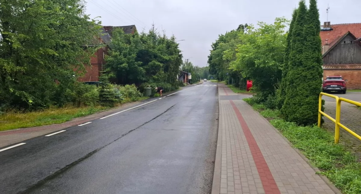 Inwestycje, Droga była fatalnym stanie Teraz kierowcy mogą odetchnąć ulgą - zdjęcie, fotografia
