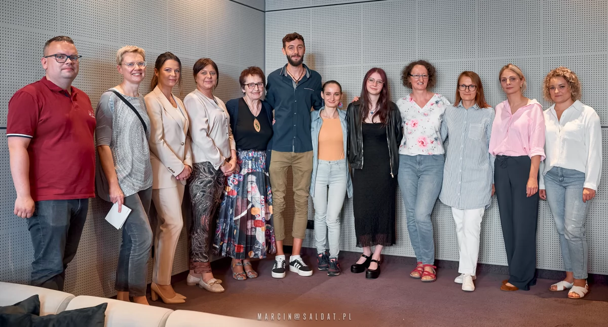 Twórcy, Plener malarski „Świecie portrecie” Wręczono nagrody wyróżnienia - zdjęcie, fotografia