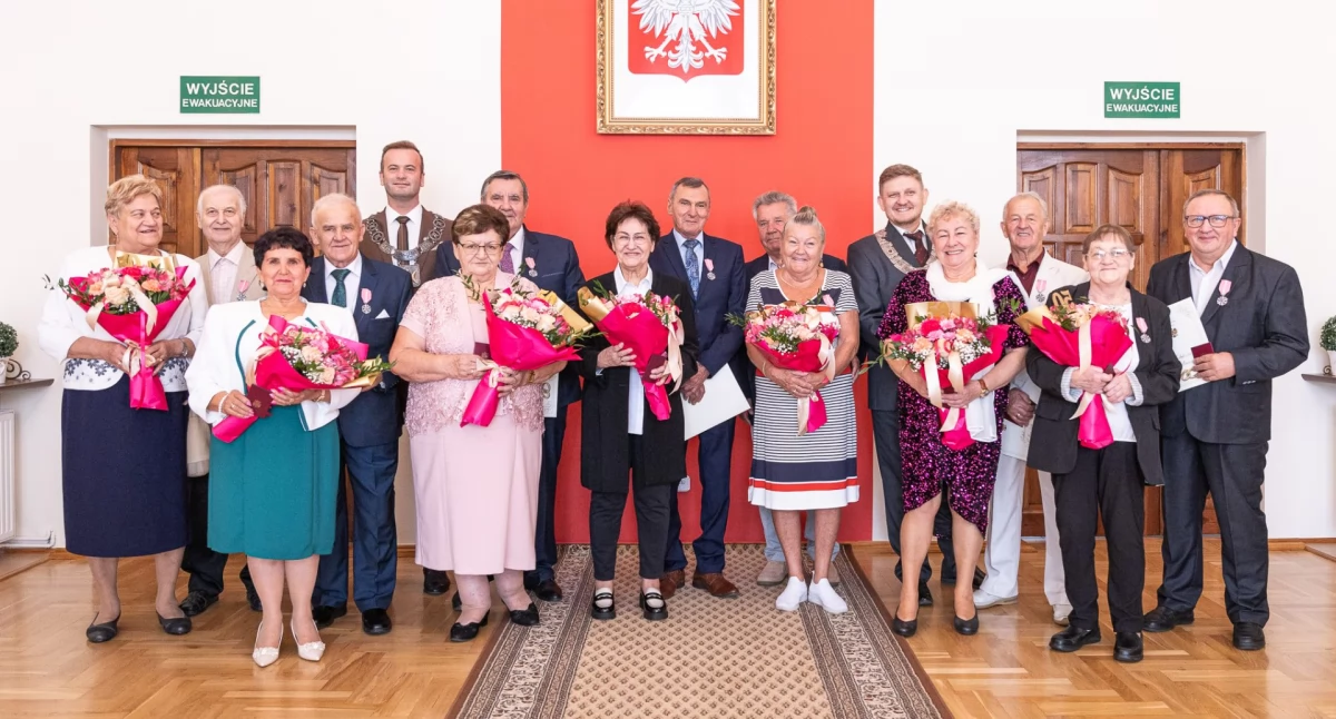 Jubileusz, Złote Świeciu Świętowano jubileusze - zdjęcie, fotografia