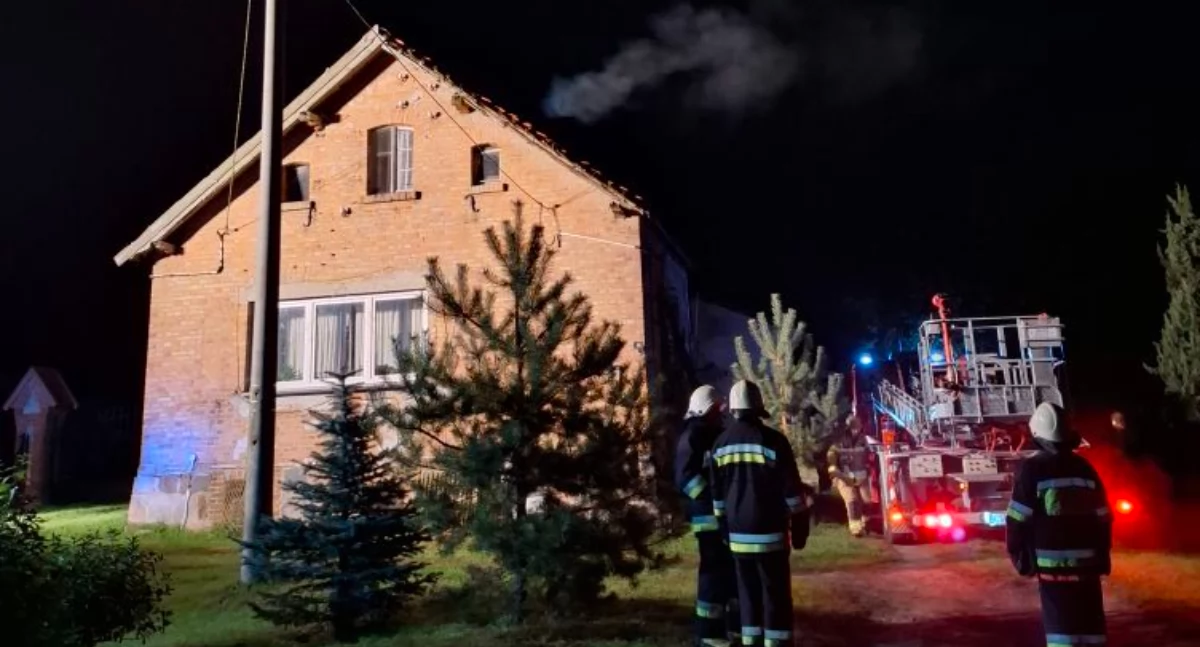 Pożar, zastępy straży pożarnej interweniowały miejscowości Mątawy - zdjęcie, fotografia