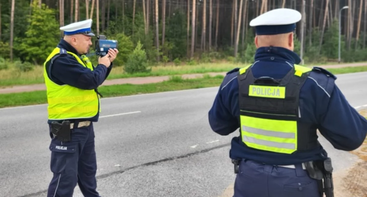 Piraci drogowi, Pirat drogowy zatrzymany Gródku Pomogła zagrożeń bezpieczeństwa - zdjęcie, fotografia