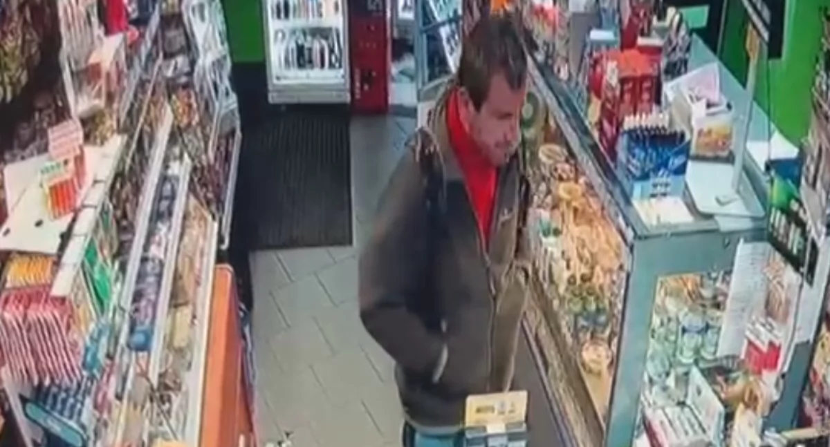 Poszukiwani, Płacił skradzioną kartą Szuka policja - zdjęcie, fotografia