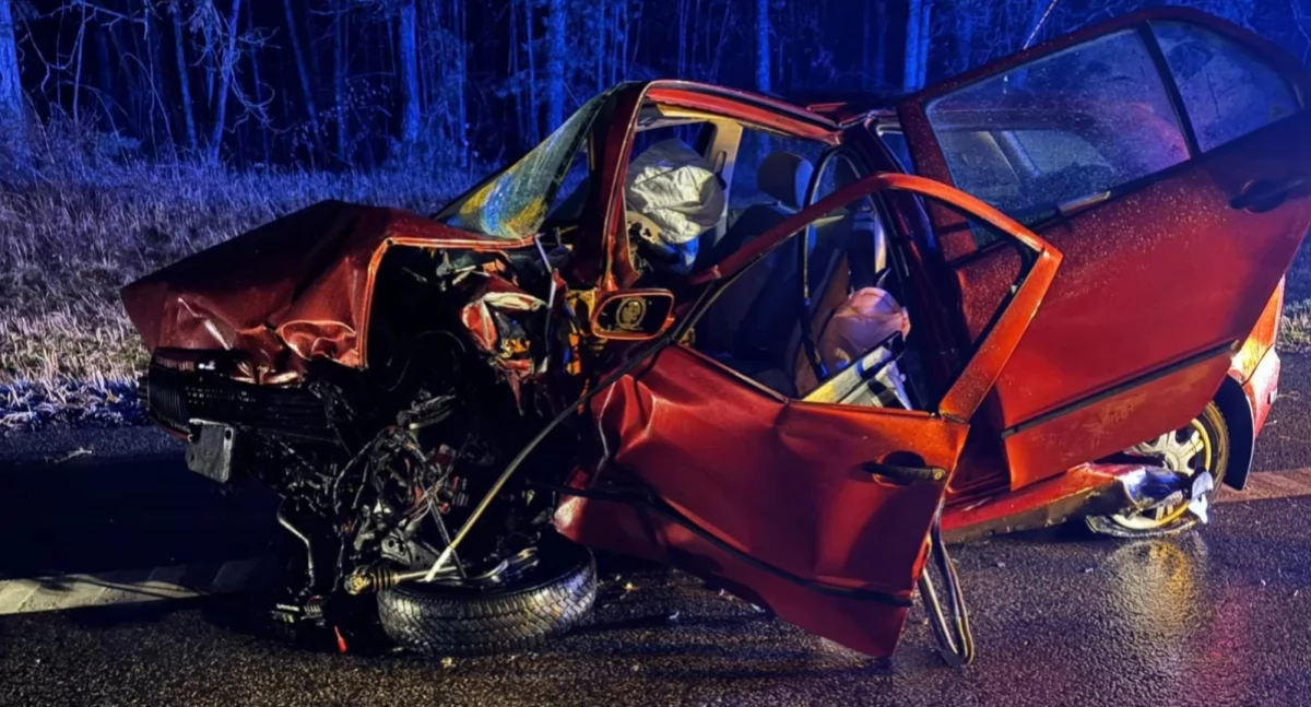Wypadek drogowy, Światowy Dzień Pamięci Ofiar Wypadków Drogowych sekund ktoś ginie drodze - zdjęcie, fotografia
