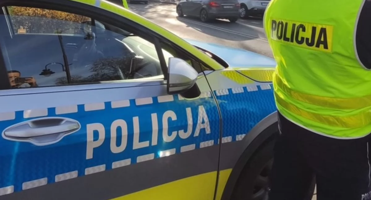 Piraci drogowi, latek pędził obszarze zabudowanym ponad Nadmierna prędkość jedna głównych przyczyn wypadków drogowych - zdjęcie, fotografia