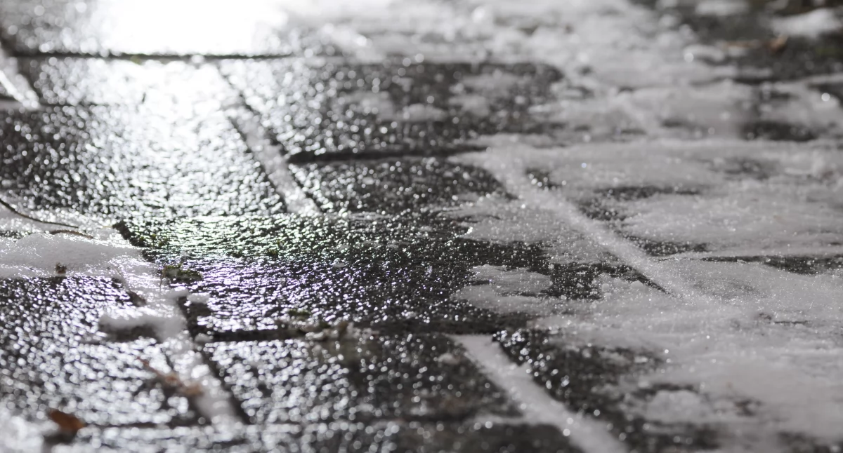 Komunikaty, służby radzą sobie należytym utrzymaniem dróg chodników udział naszej sondzie [SONDA] - zdjęcie, fotografia