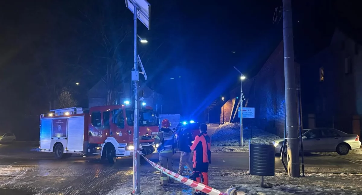 Akcja straży, Ogromna tragedia Chełmnie żyje troje dzieci matka - zdjęcie, fotografia