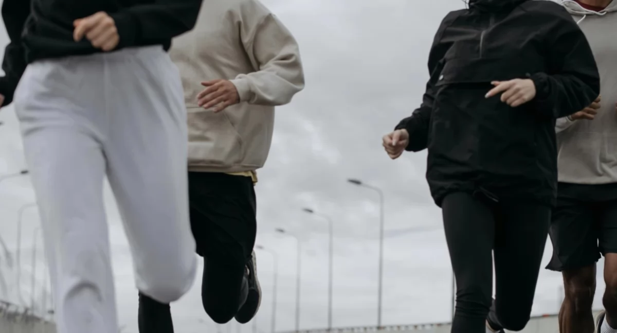 Bieganie, Walentynkowy Świeciu Liczy współpraca uśmiech dobra energia - zdjęcie, fotografia