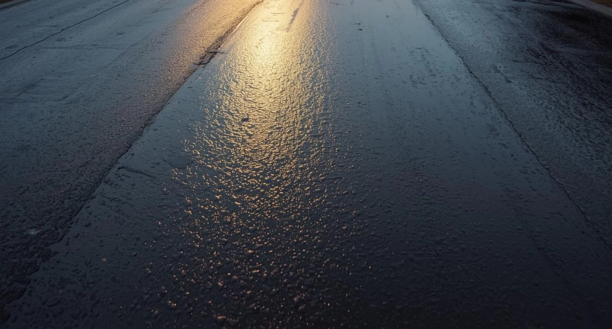 Komunikaty, Będzie naprawdę ślisko! Ostrzeżenie meteorologiczne powiatu świeckiego - zdjęcie, fotografia