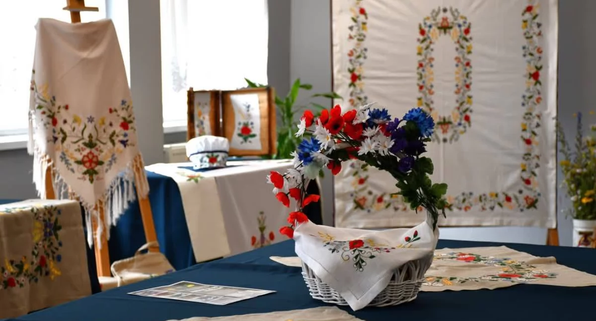 Na zdjęciu tradycyjny haft kociewski