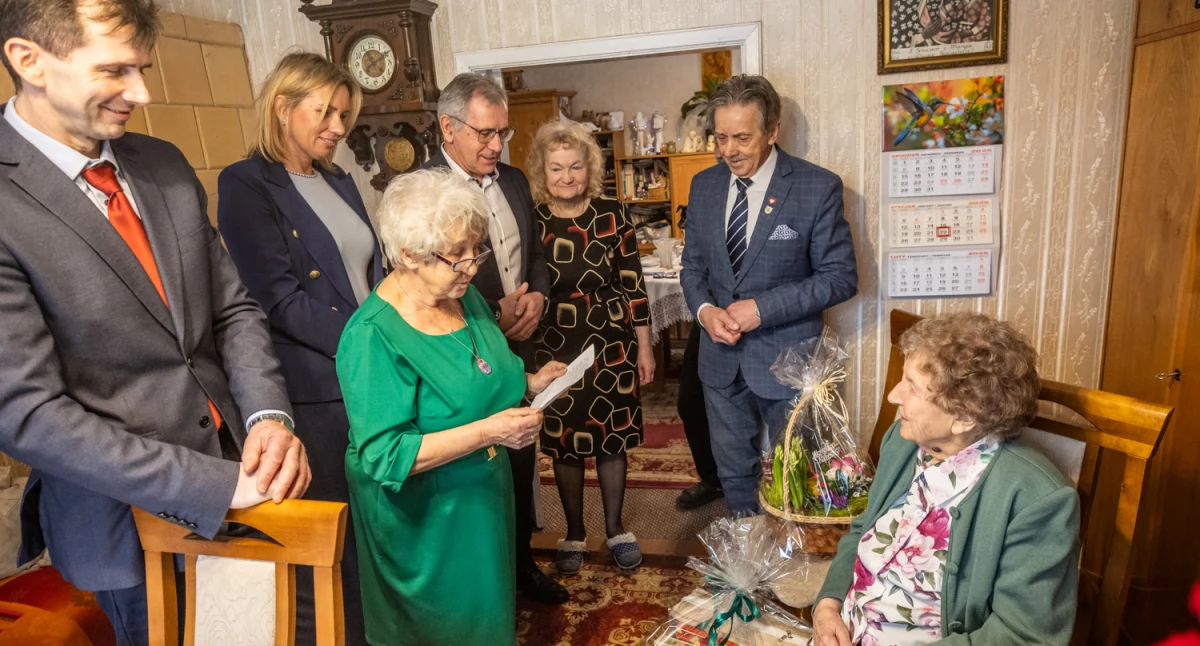 Uroczystości, święta i obchody, Pelagia Worowska obchodziła urodziny była wyjątkowa uroczystość - zdjęcie, fotografia