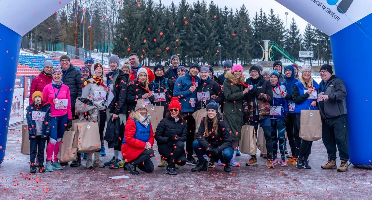 Na fotografii uczestnicy Biegu Walentynkowego w Świeciu fot. Krzysztof Bieńkowski