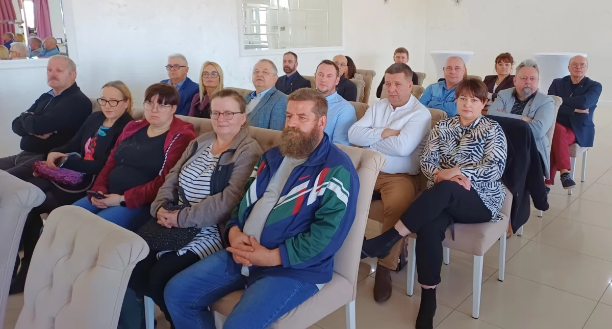 Biznes, Zmiany klimatu pieniądze Niewieścinie debatowali możliwościach - zdjęcie, fotografia