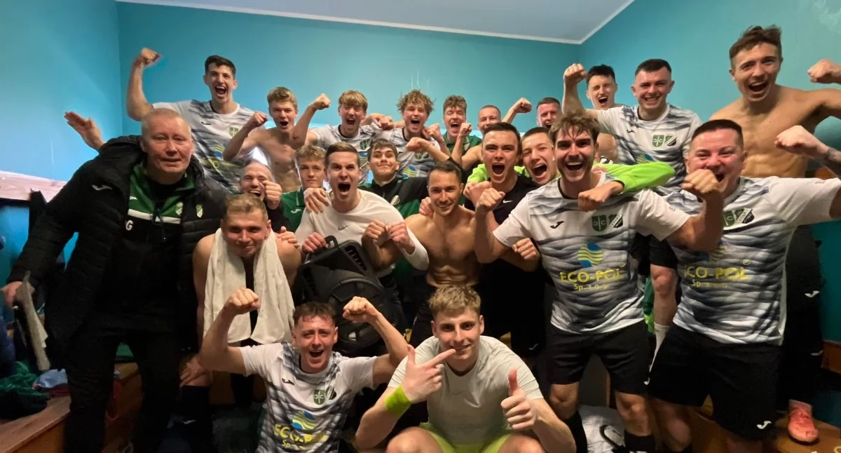 Piłka nożna, Świecie remis ważne zwycięstwo Startu Pruszcz Podsumowanie weekendu drużyn powiatu świeckiego - zdjęcie, fotografia