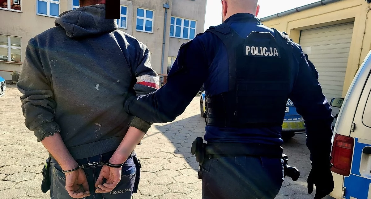 Piraci drogowi, Swoją podróż samochodem zakończył kajdankach Policyjna akcja drogach powiatu - zdjęcie, fotografia