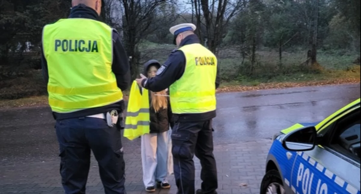 Akcja policji, Zmienna pogoda zmienne warunki drogach Policjanci ostrzegają - zdjęcie, fotografia