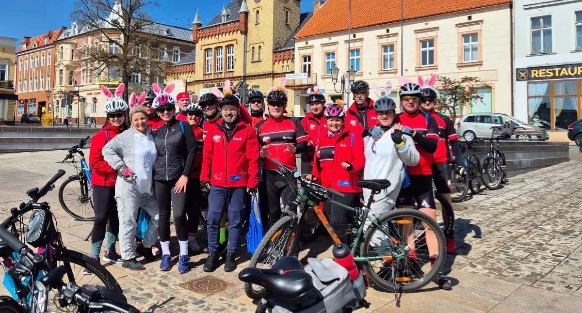 Imprezy, Wielkanocny zajączkowy przejazd rowerowy Znana trasa - zdjęcie, fotografia