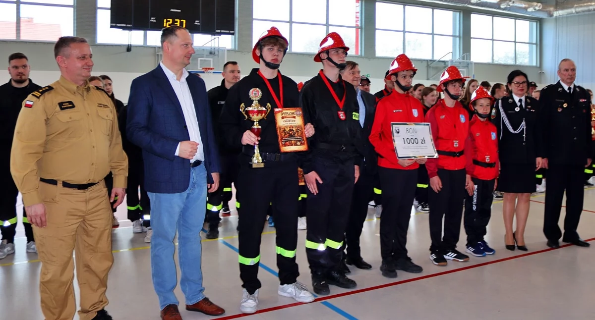 Konkursy, akcje, promocje, Młodzieżowe drużyny pożarnicze rywalizowały Bukowcu Fotorelacja wydarzenia - zdjęcie, fotografia