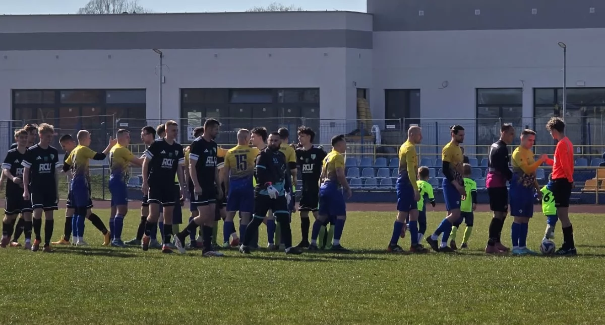 Piłka nożna, Przed klasy Szykują spore emocje - zdjęcie, fotografia