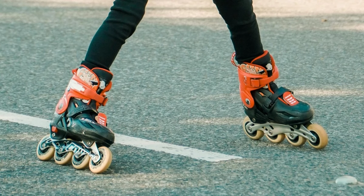 Warsztat, Warsztaty rolkowe Świeciu „Rolki głowę lecimy” - zdjęcie, fotografia