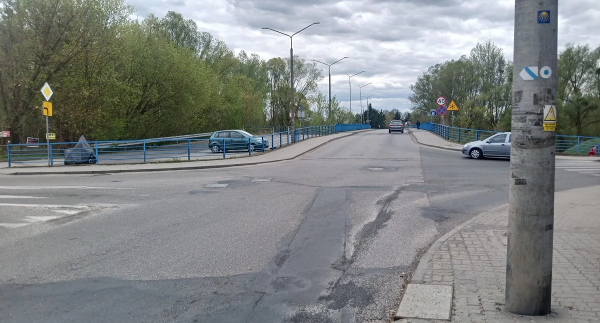 Interwencja, Rondo newralgicznym skrzyżowaniu Świeciu - zdjęcie, fotografia