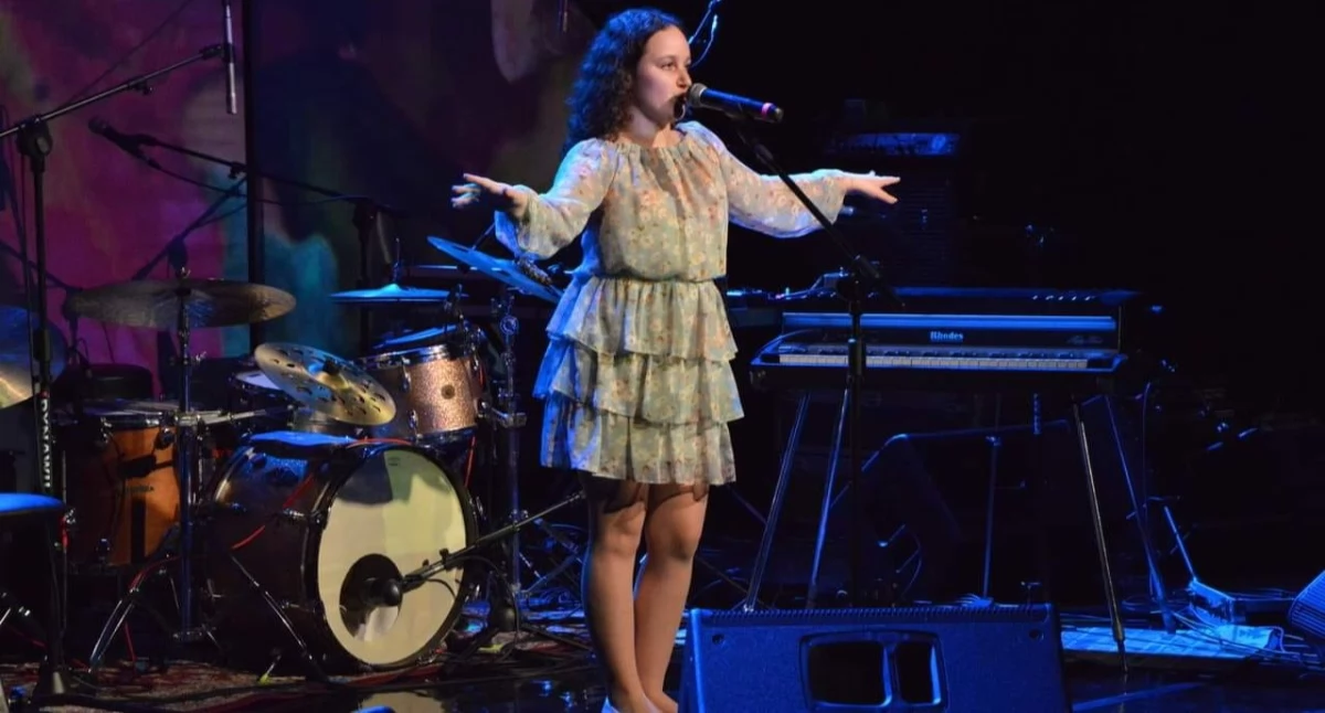 Koncert, Koncert Karoliny Karpińskiej Adama Rządkowskiego Lnianie będzie muzyczna podróż - zdjęcie, fotografia