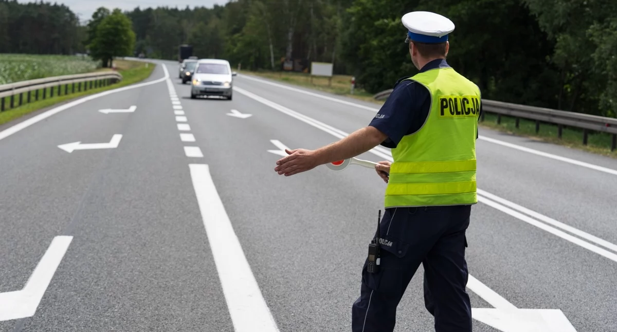 Akcja policji, Weekend majowy drogach województwa wypadków których zginęła jedna osoba - zdjęcie, fotografia