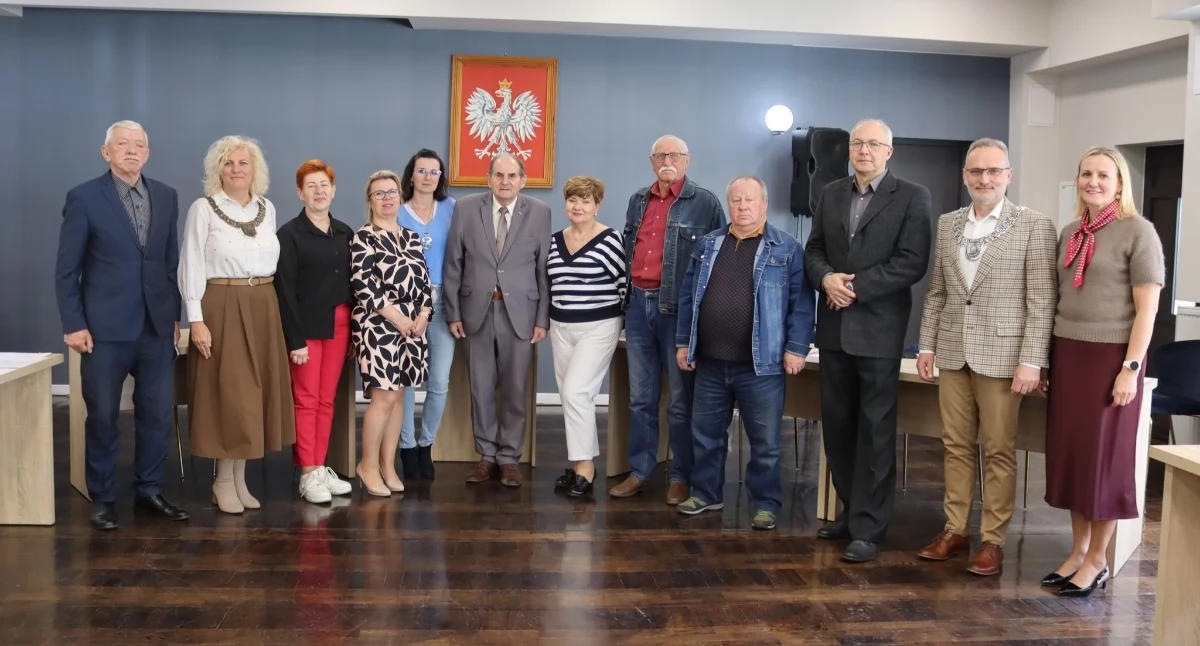 Samorząd, Powołano Radę Seniorów Gminy Dragacz historyczny moment - zdjęcie, fotografia
